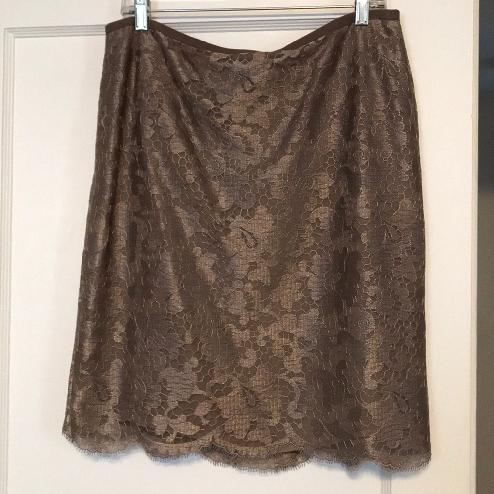 🎉Lace skirt brand new